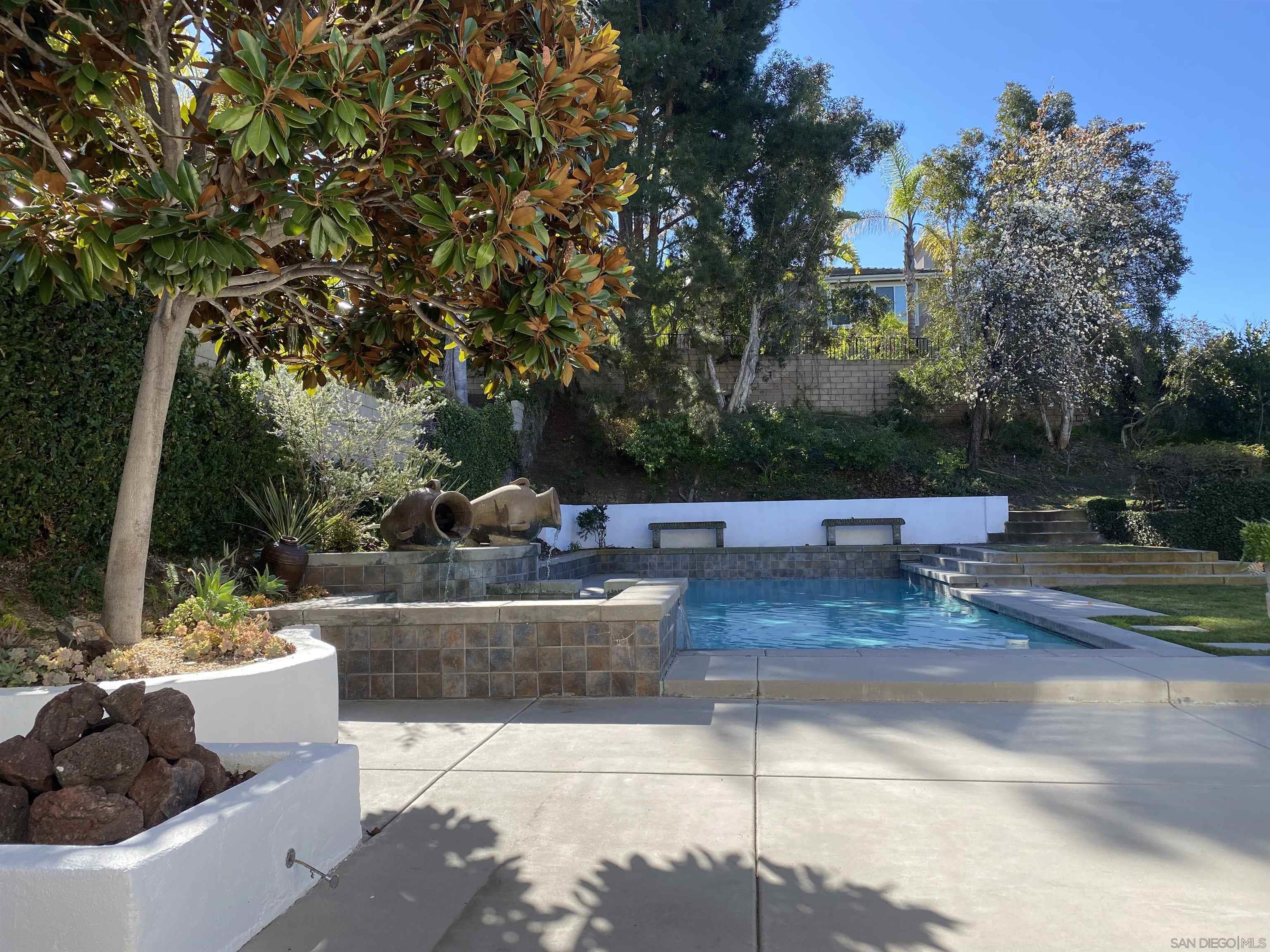 513 Park Lane Encinitas, CA 92024 - Photo 38 of 41 a view of backyard with sitting area