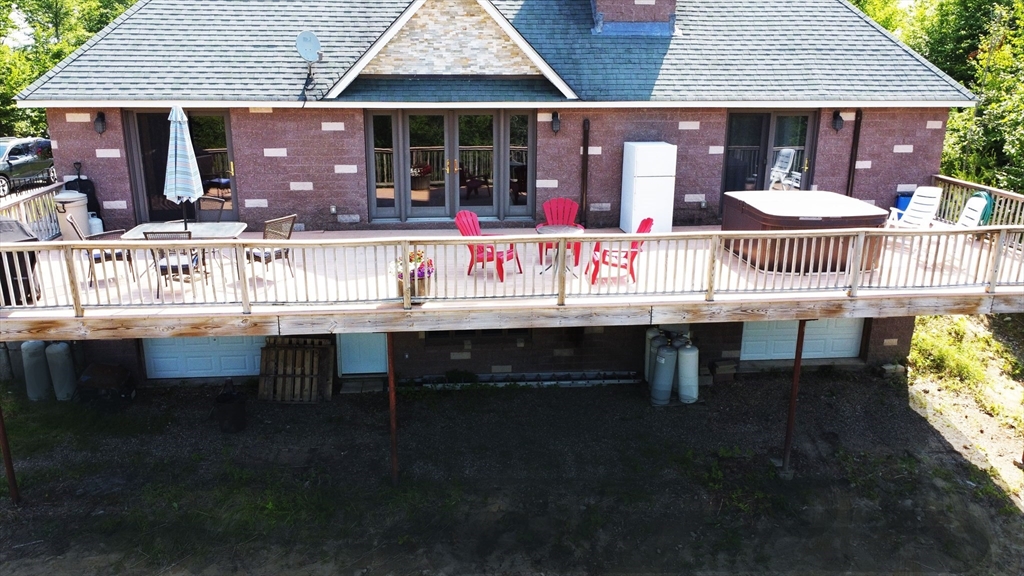 229 Hubbardston Road Templeton, MA 01468 - Photo 5 of 41 a view of a cafe with sitting area