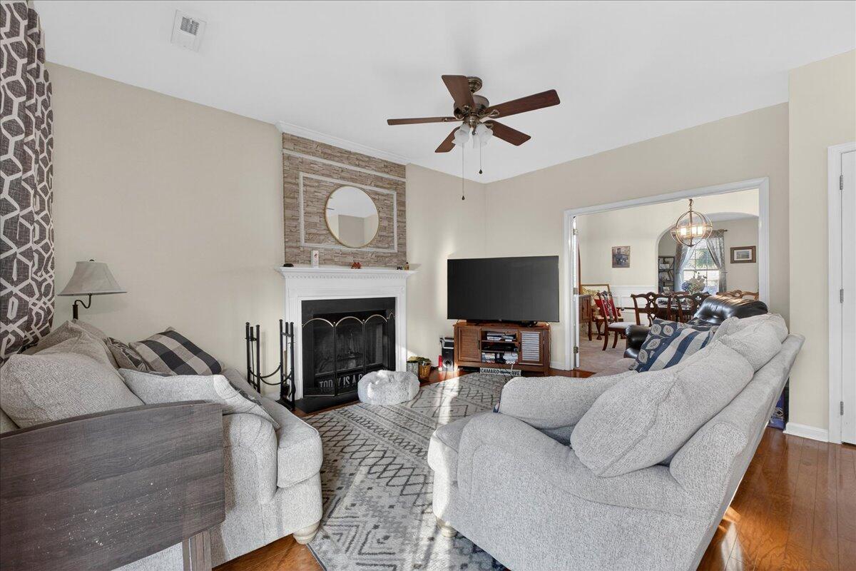 4803 East Red Maple Circle Summerville, SC 29485 - Photo 12 of 45 13-janiley - DSC06318