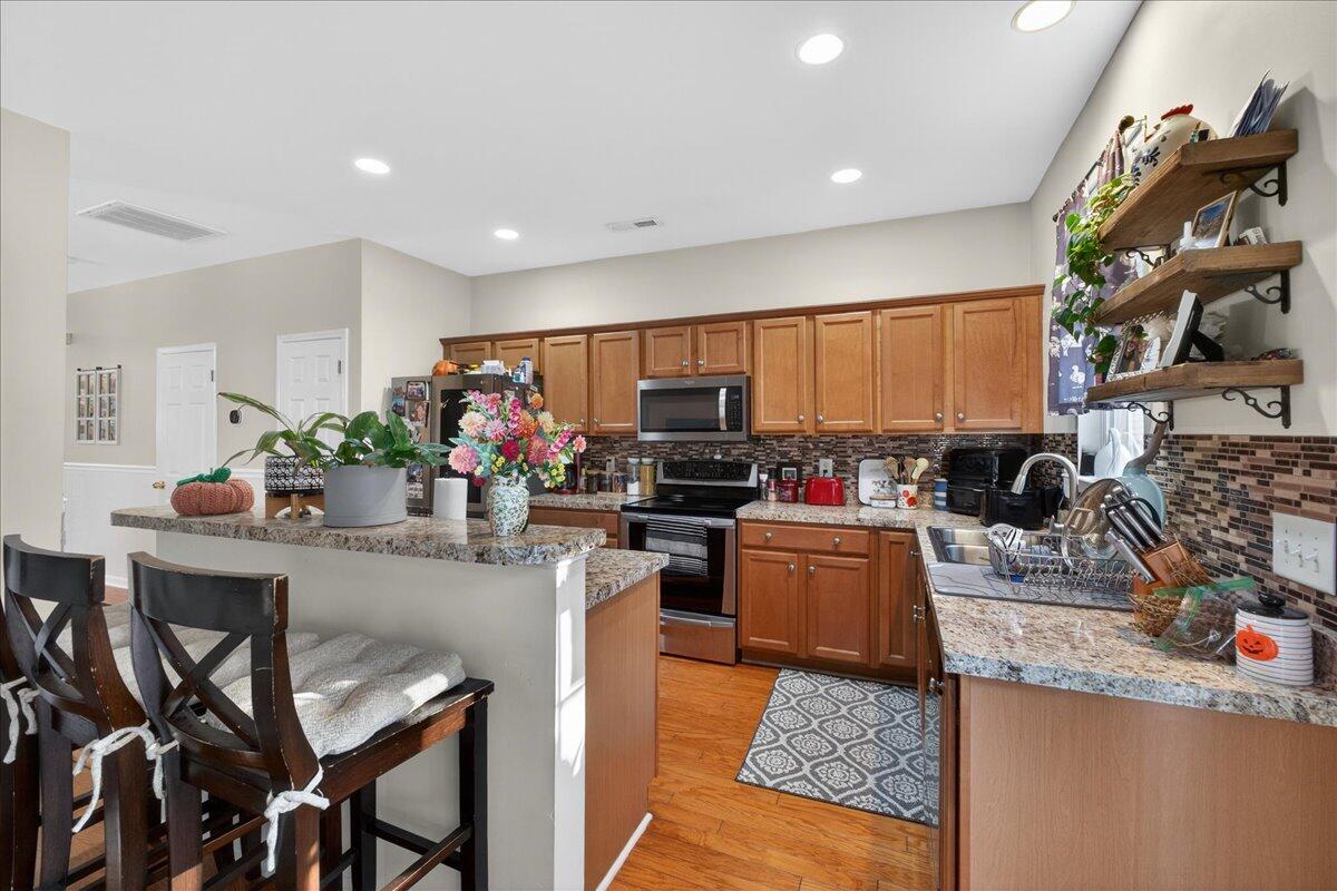 4803 East Red Maple Circle Summerville, SC 29485 - Photo 15 of 45 18-janiley - DSC06325