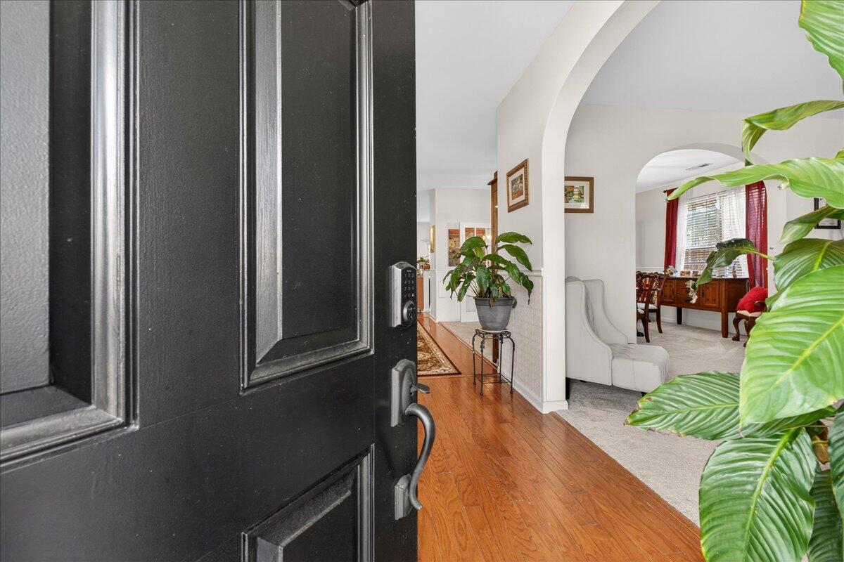 4803 East Red Maple Circle Summerville, SC 29485 - Photo 5 of 45 06-janiley - DSC06292