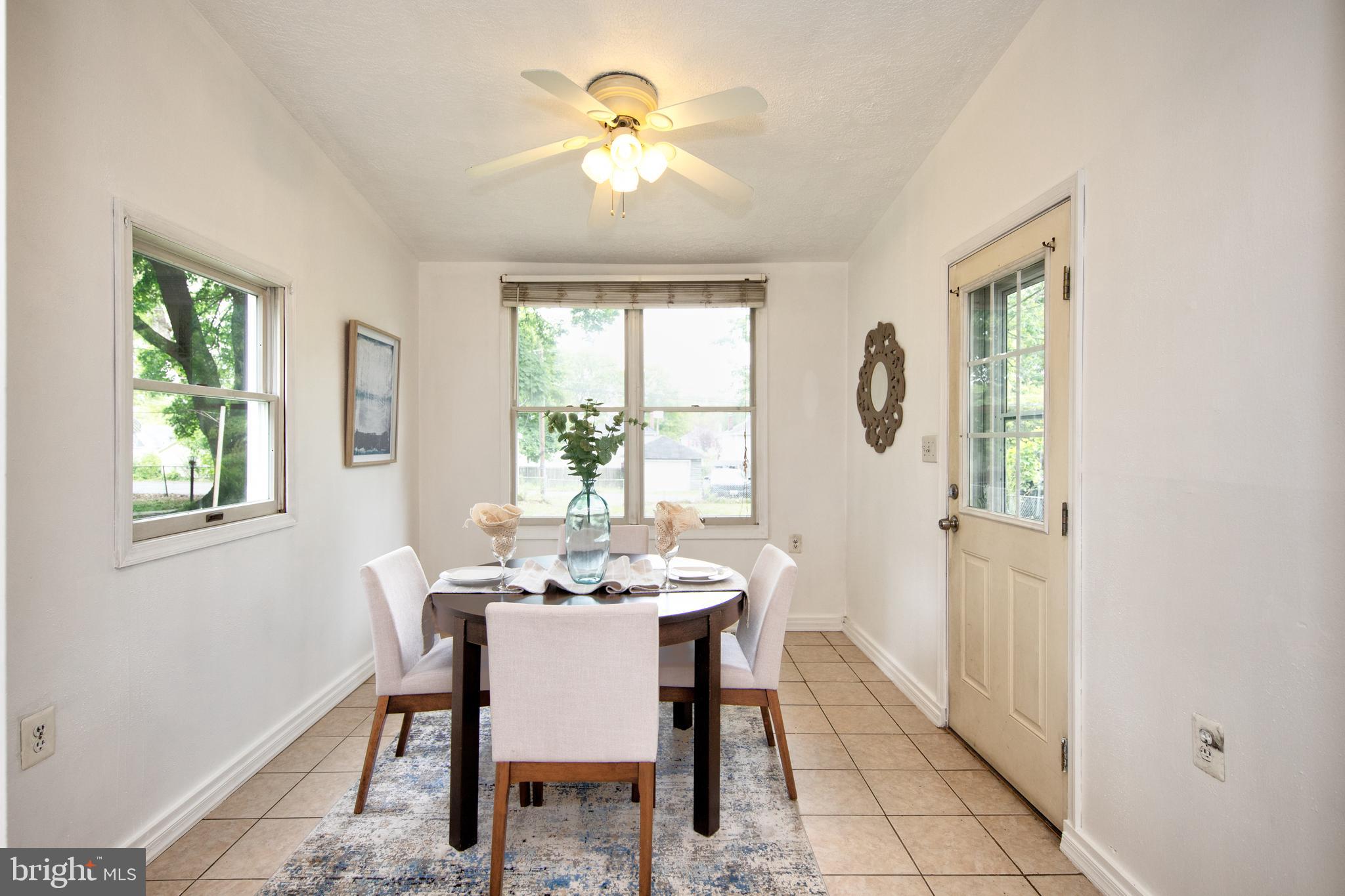 121 Post Road Aberdeen, MD 21001 - Photo 3 of 29 Dining Room
