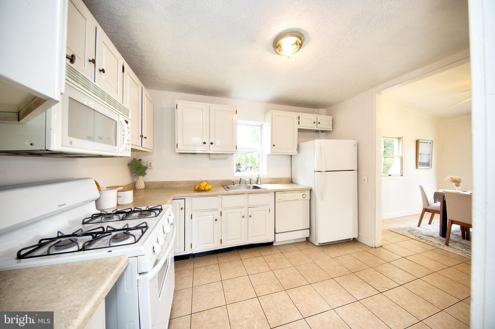 121 Post Road Aberdeen, MD 21001 - Photo 6 of 29 Kitchen 1