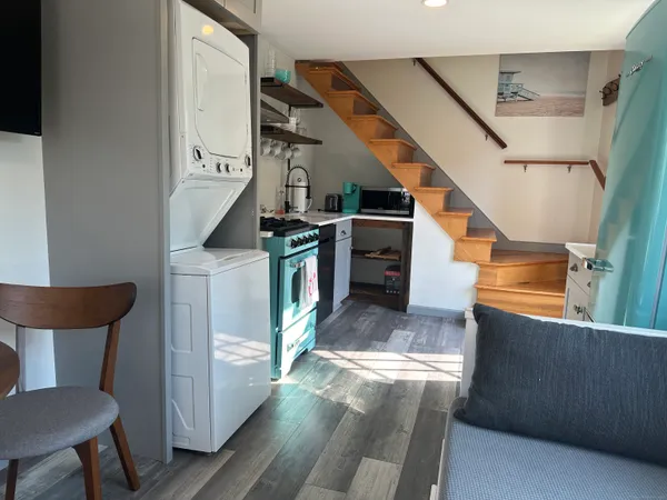 $2,500 | 53 Liberty Street, Unit A, Madison, CT 06443