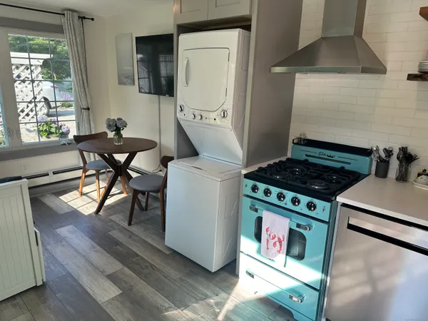 $2,500 | 53 Liberty Street, Unit A, Madison, CT 06443