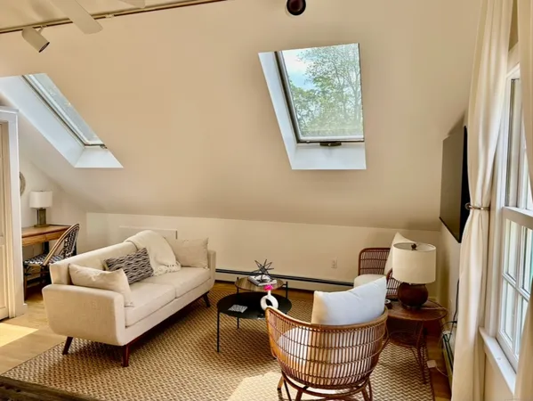 $2,500 | 53 Liberty Street, Unit A, Madison, CT 06443