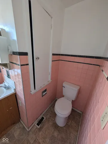 $49,000 | 1633 Hst W 10th Street, Anderson, IN 46016