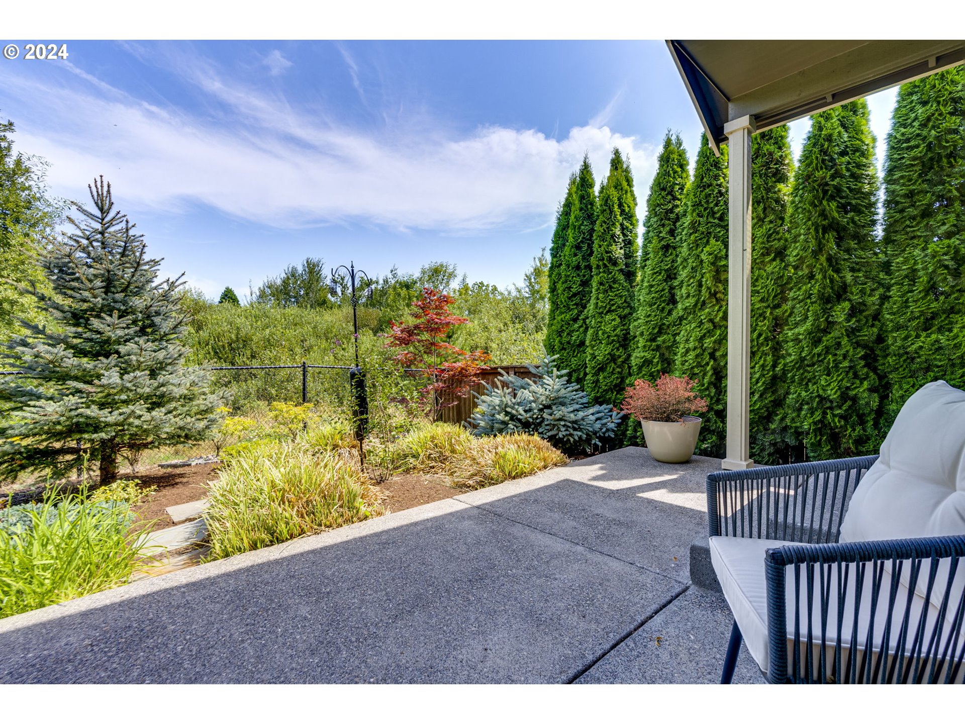 264 North Green Gables Loop Ridgefield, WA 98642 - Photo 25 of 46 a view of an outdoor sitting area