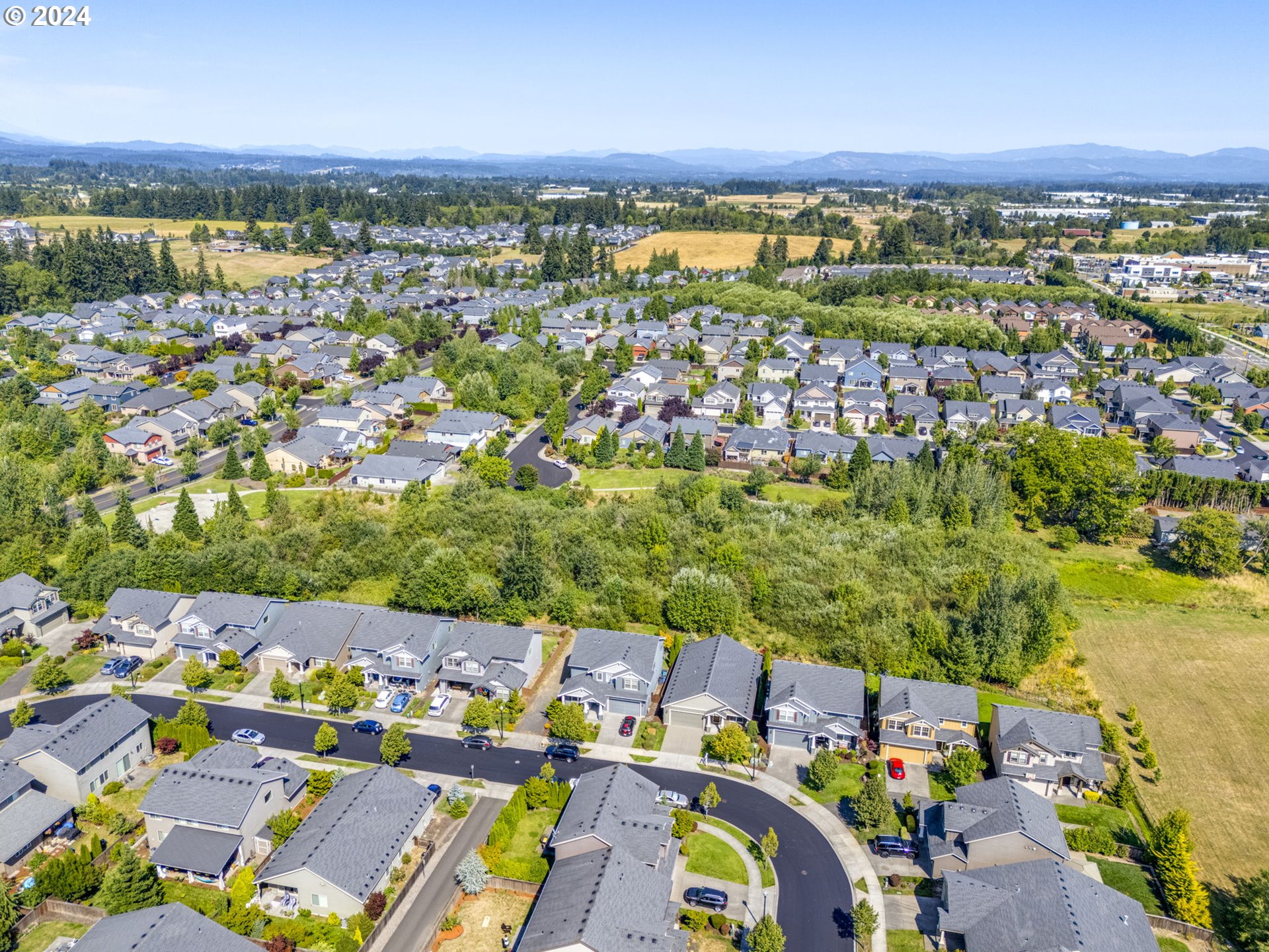 264 North Green Gables Loop Ridgefield, WA 98642 - Photo 31 of 46 a view of city and ocean