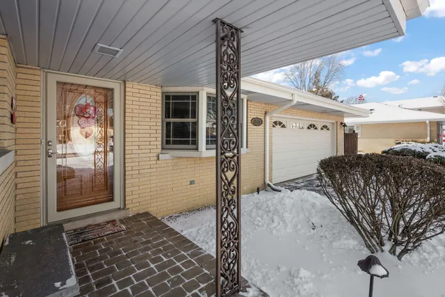 $429,900 | 6225 West 129th Street, Palos Heights, IL 60463