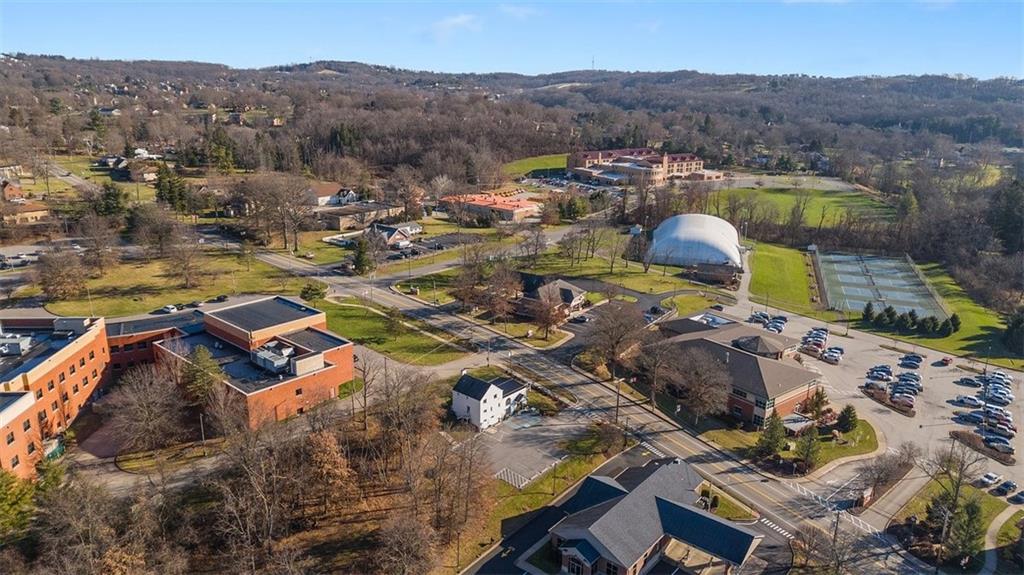 619 East McMurray Road McMurray, PA 15317 - Photo 8 of 12