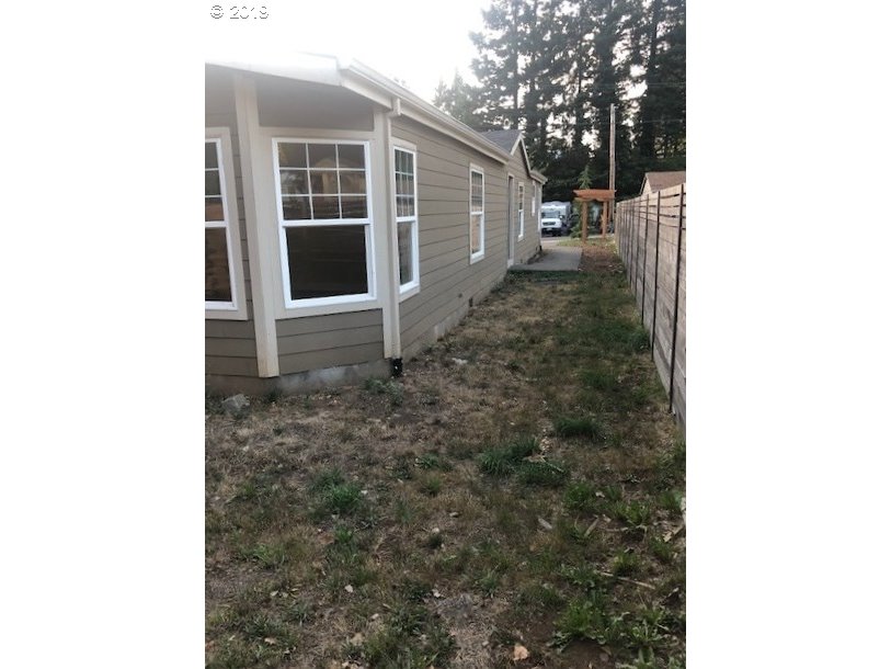 12 Southwest Ruckel Street Cascade Locks, OR 97014 - Photo 26 of 28