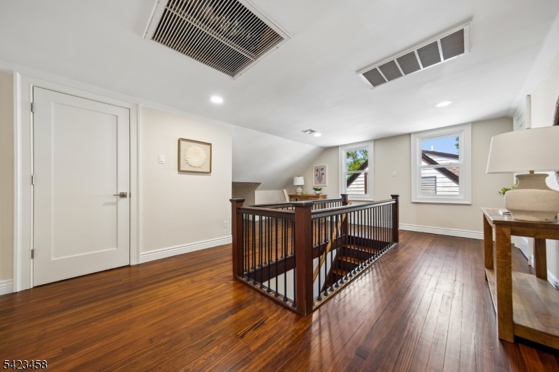 22 Rutgers Street Maplewood, NJ 07040 - Photo 31 of 47