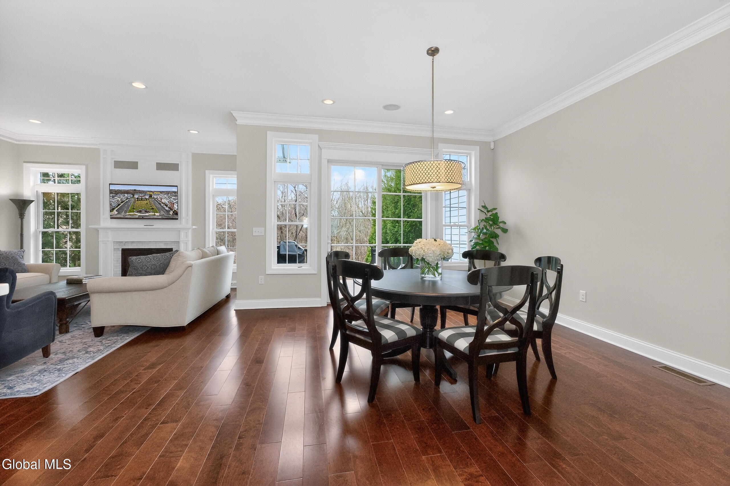 38 Cambridge Way Colonie, NY 12110 - Photo 14 of 57 2 Greatroom 1