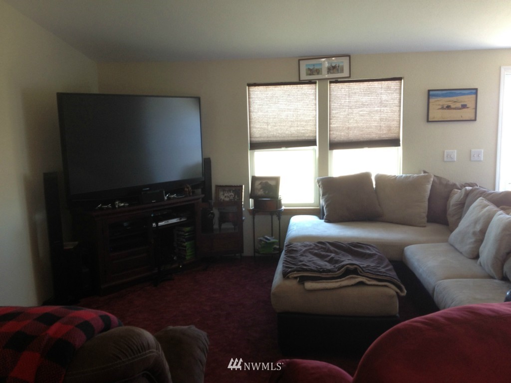 11275 Dodson Road Northwest Ephrata, WA 98823 - Photo 4 of 7 Gallery Image 4