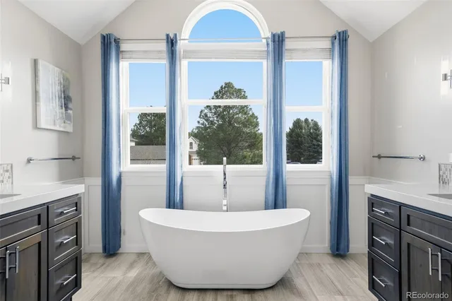 $1,050,000 | 6879 Ingleton Drive, Castle Pines, CO 80108