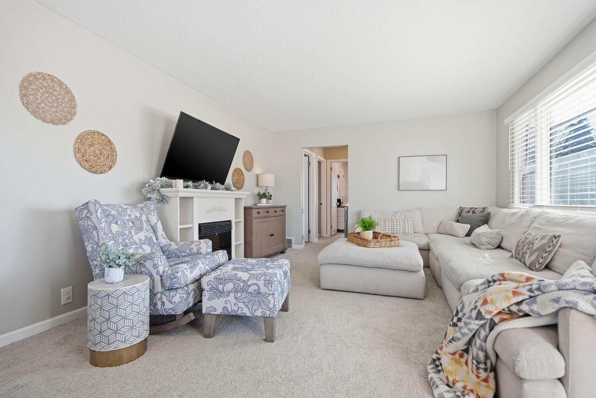 6430 Perry Avenue North Brooklyn Center, MN 55429 - Photo 4 of 22