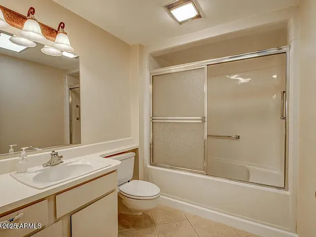 $1,900 | 13207 West Kodiak Drive, Sun City West, AZ 85375