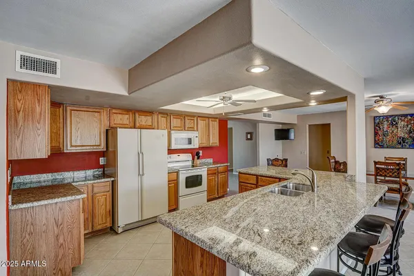 $1,900 | 13207 West Kodiak Drive, Sun City West, AZ 85375