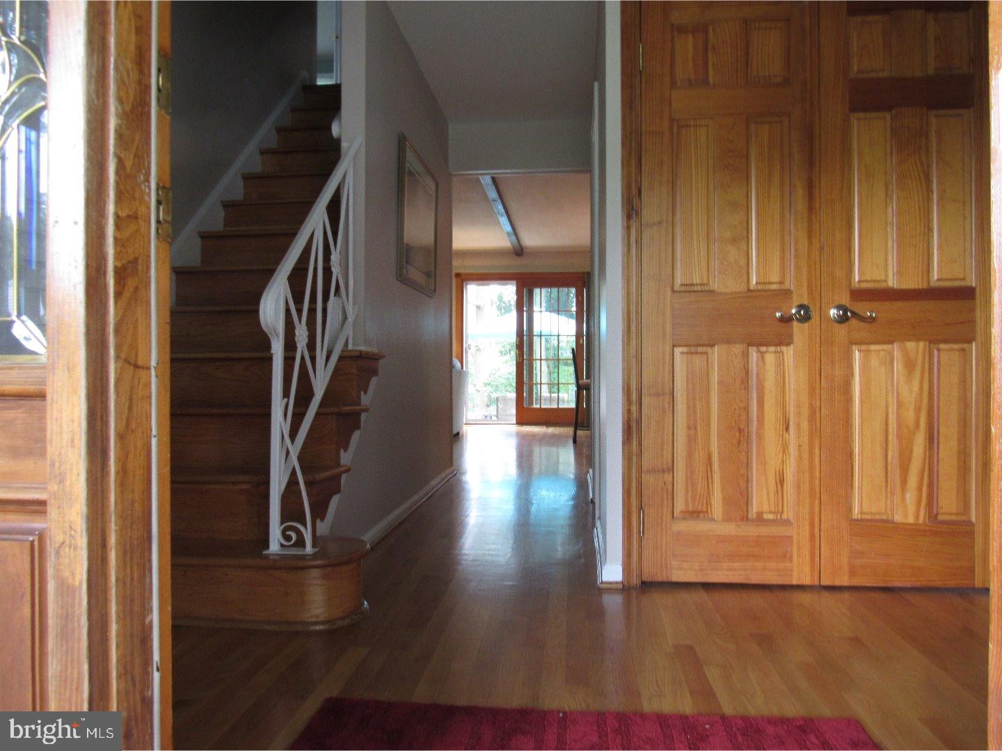 329 Foulke Lane Springfield, PA 19064 - Photo 3 of 23 Gallery Image 3