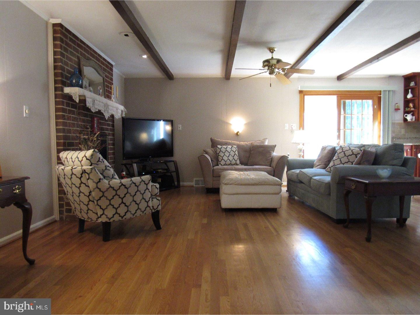 329 Foulke Lane Springfield, PA 19064 - Photo 10 of 23 Gallery Image 10