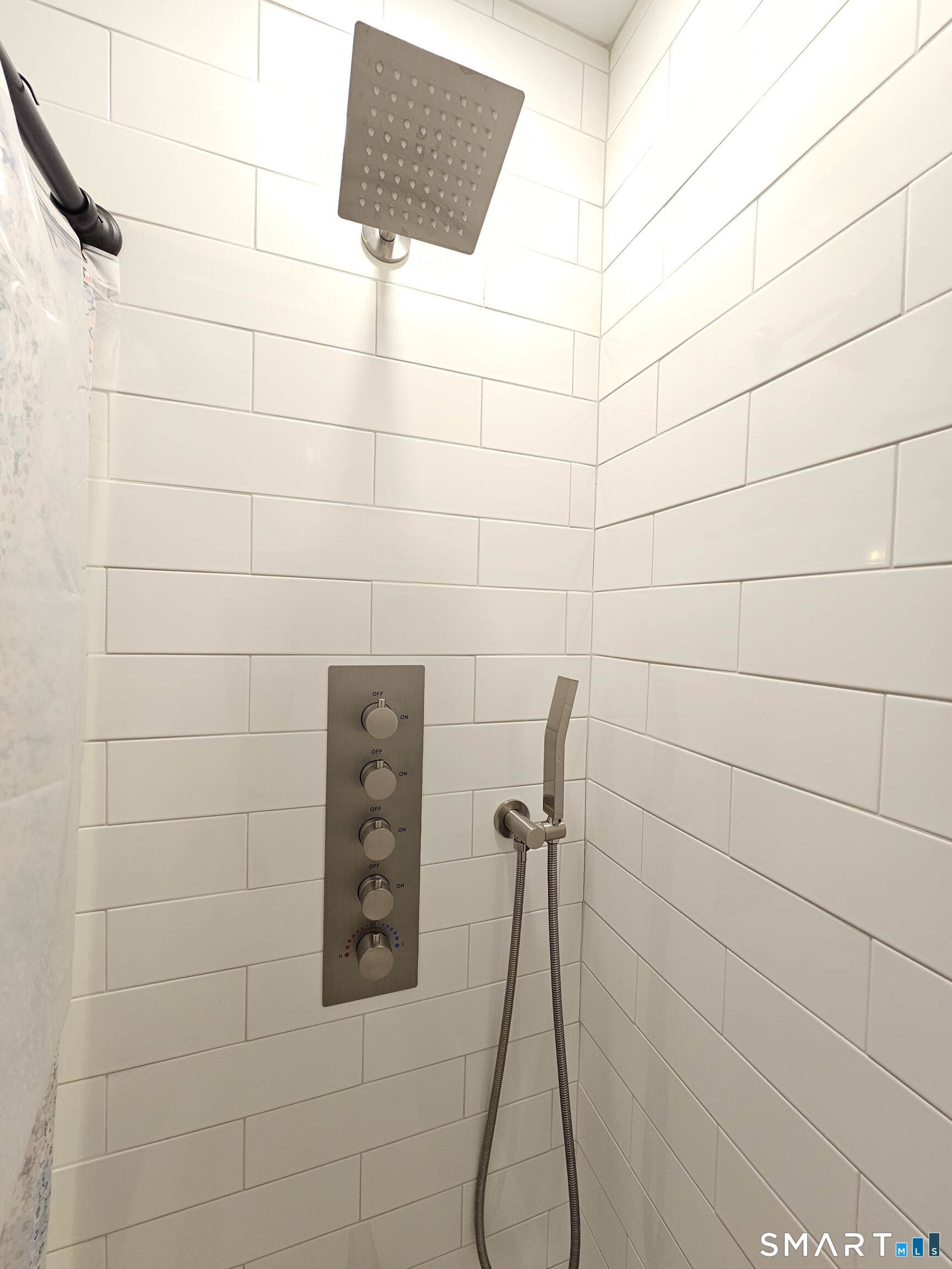23 Ivy Hill Road, Unit 23 Waterford, CT 06385 - Photo 18 of 28 a bathroom with a shower