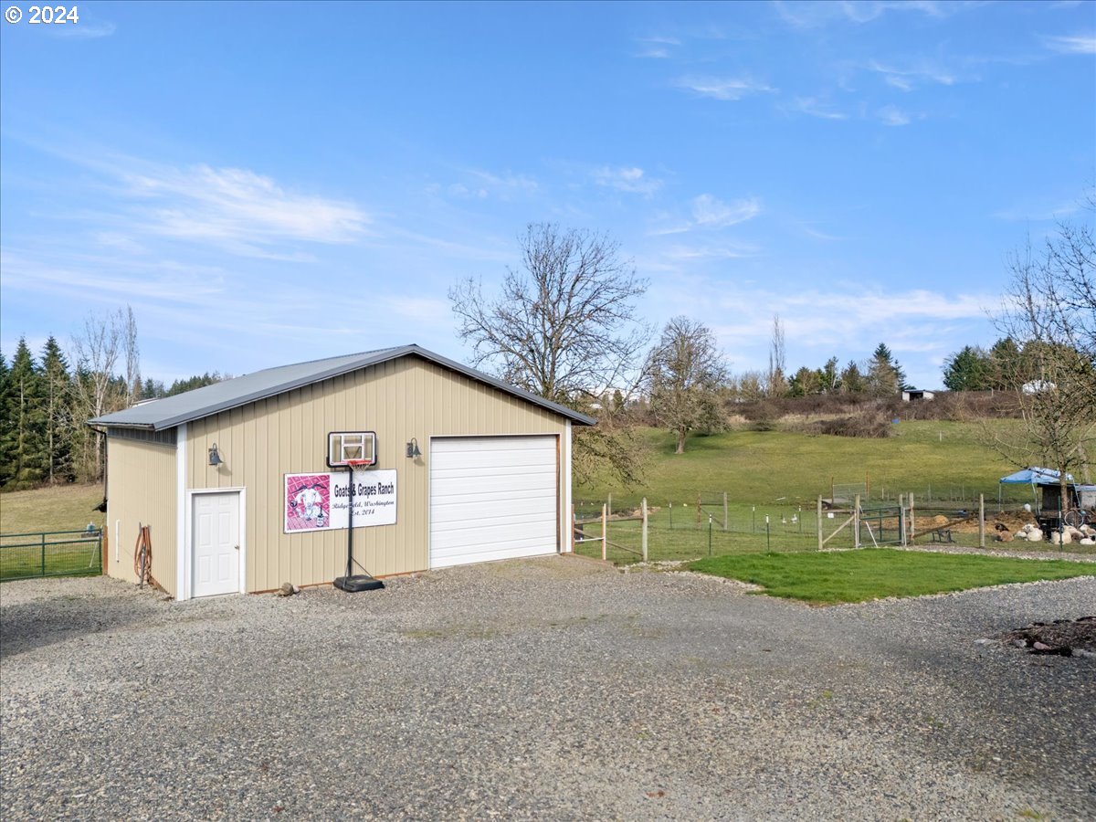 706 Northwest 189th Street Ridgefield, WA 98642 - Photo 36 of 43 Shop