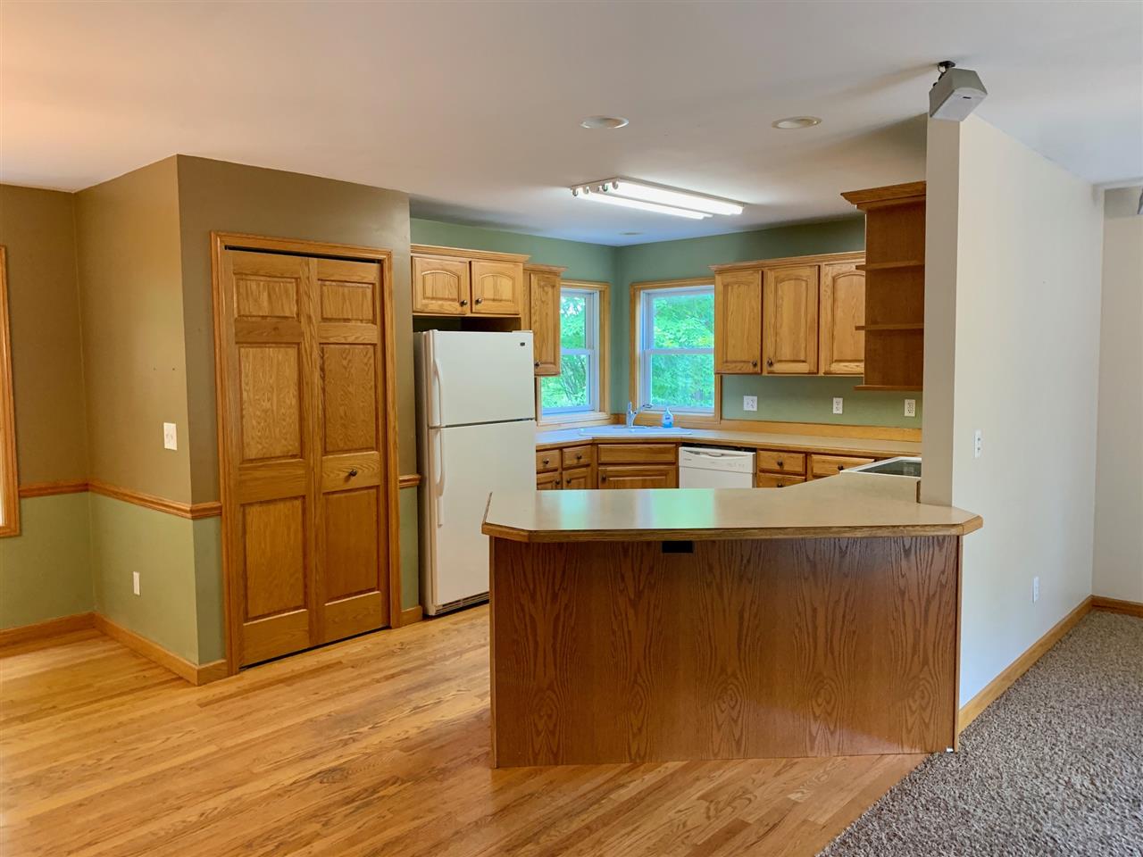 8955 West Lovejoy Road Byron, MI 48418 - Photo 6 of 33 50018896-5.JPG