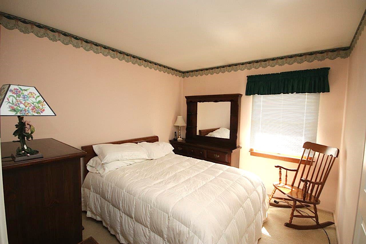 102 Villa Road Streamwood, IL 60107 - Photo 11 of 23 Gallery Image 11