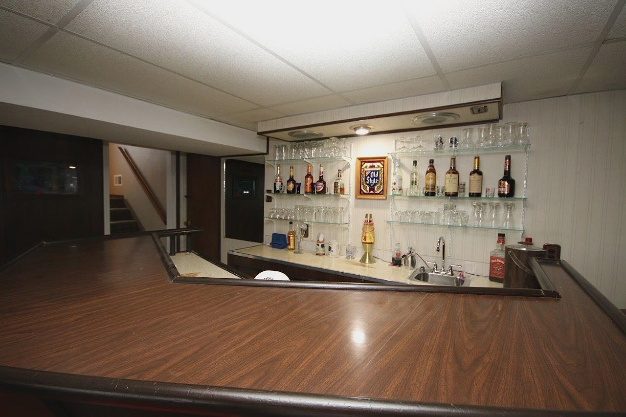 102 Villa Road Streamwood, IL 60107 - Photo 17 of 23 Gallery Image 17