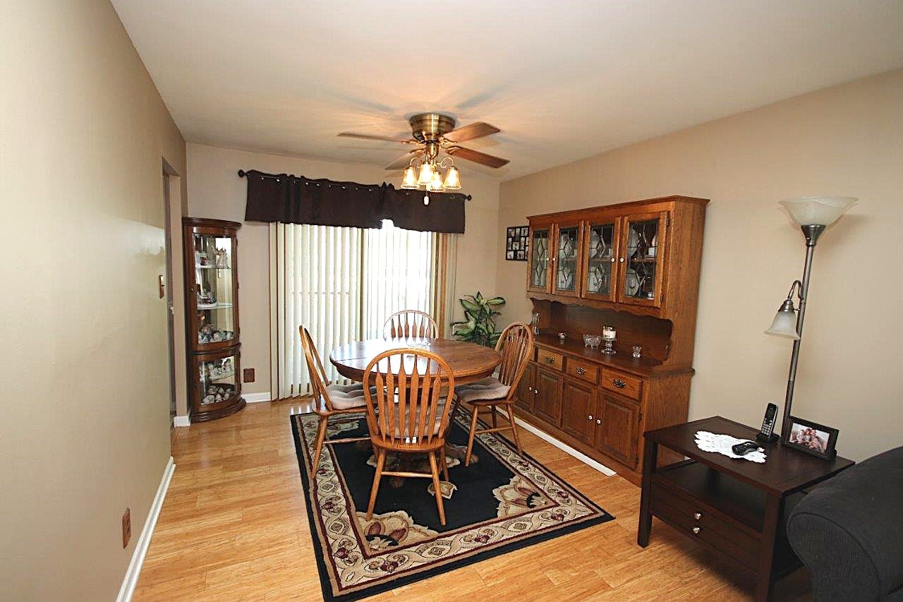 102 Villa Road Streamwood, IL 60107 - Photo 5 of 23 Gallery Image 5