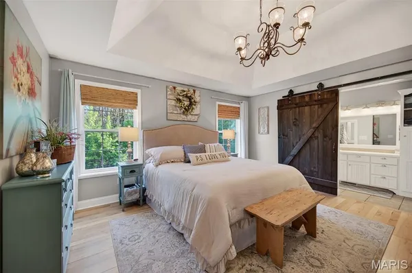 $549,900 | 23233 Paradise Drive, Lebanon, MO 65536