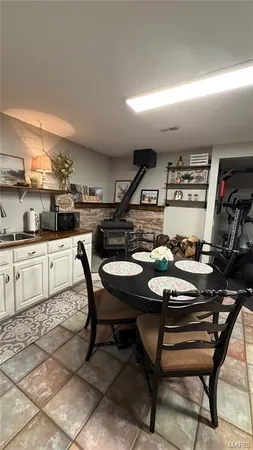 $549,900 | 23233 Paradise Drive, Lebanon, MO 65536