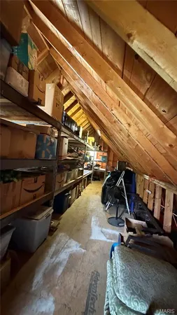 $549,900 | 23233 Paradise Drive, Lebanon, MO 65536