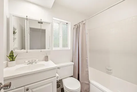 $1,199,000 | 725 Pickford Court, Newbury Park, CA 91320