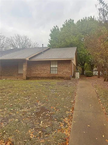 $1,595 | 510 Shennandoah Drive, DeSoto, TX 75115