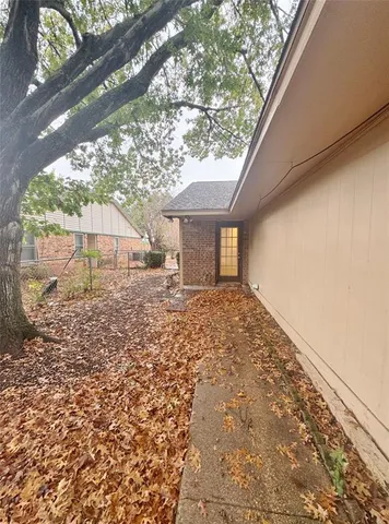 $1,595 | 510 Shennandoah Drive, DeSoto, TX 75115