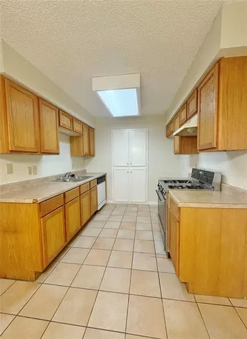 $1,595 | 510 Shennandoah Drive, DeSoto, TX 75115