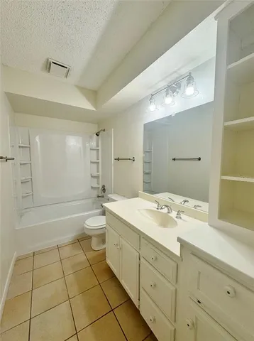 $1,595 | 510 Shennandoah Drive, DeSoto, TX 75115