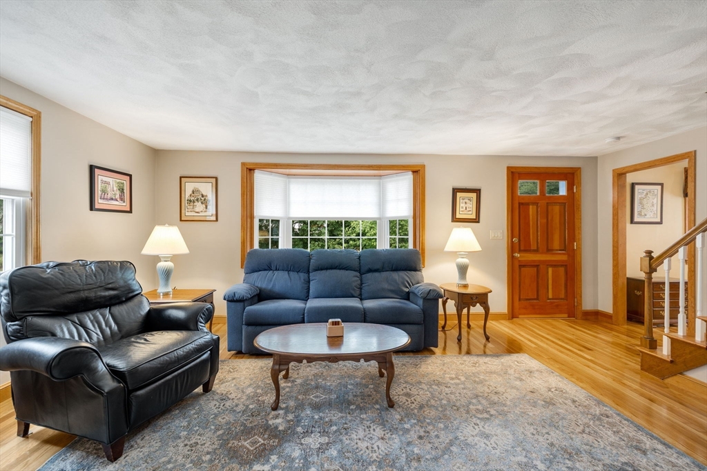 4 Aldrich Road Foxboro, MA 02035 - Photo 16 of 40 Gallery Image 16