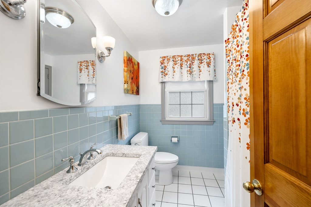 4 Aldrich Road Foxboro, MA 02035 - Photo 32 of 40 Gallery Image 32