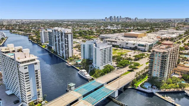 $315,000 | 2670 East Sunrise Boulevard, Unit 334, Fort Lauderdale, FL 33304