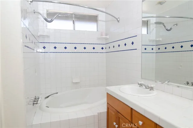 $679,000 | 28948 Marilyn Drive, Canyon Country, CA 91387