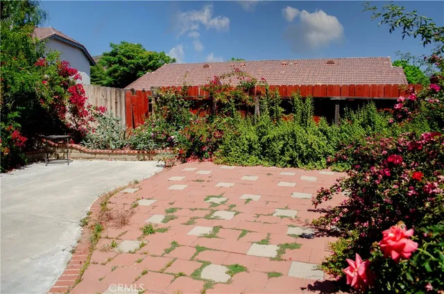 $679,000 | 28948 Marilyn Drive, Canyon Country, CA 91387