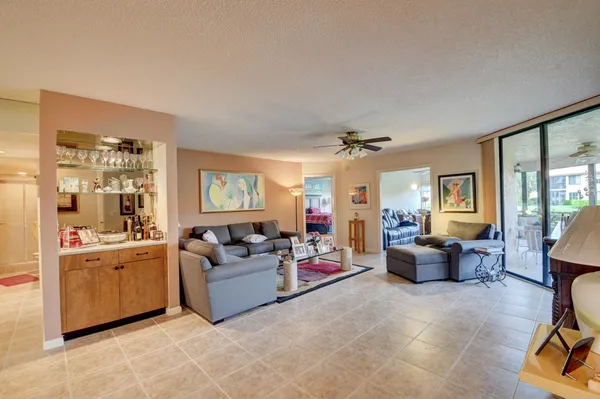 $10,000 | 15711 Loch Maree Lane, Unit 4702, Delray Beach, FL 33446
