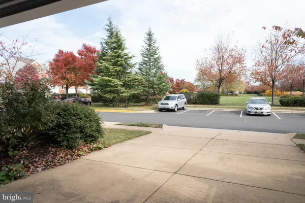 $3,500 | 22279 Rampsbeck Terrace, Ashburn, VA 20148