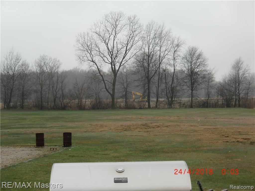 4042 Secor Road Petersburg, MI 49270 - Photo 18 of 22 CIMG3872.JPG