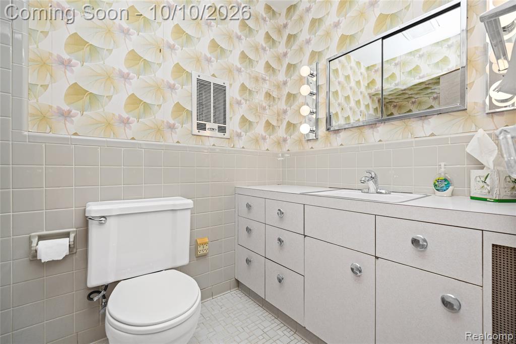 11850 Clinton River Road Sterling Heights, MI 48313 - Photo 30 of 62 Gallery Image 30