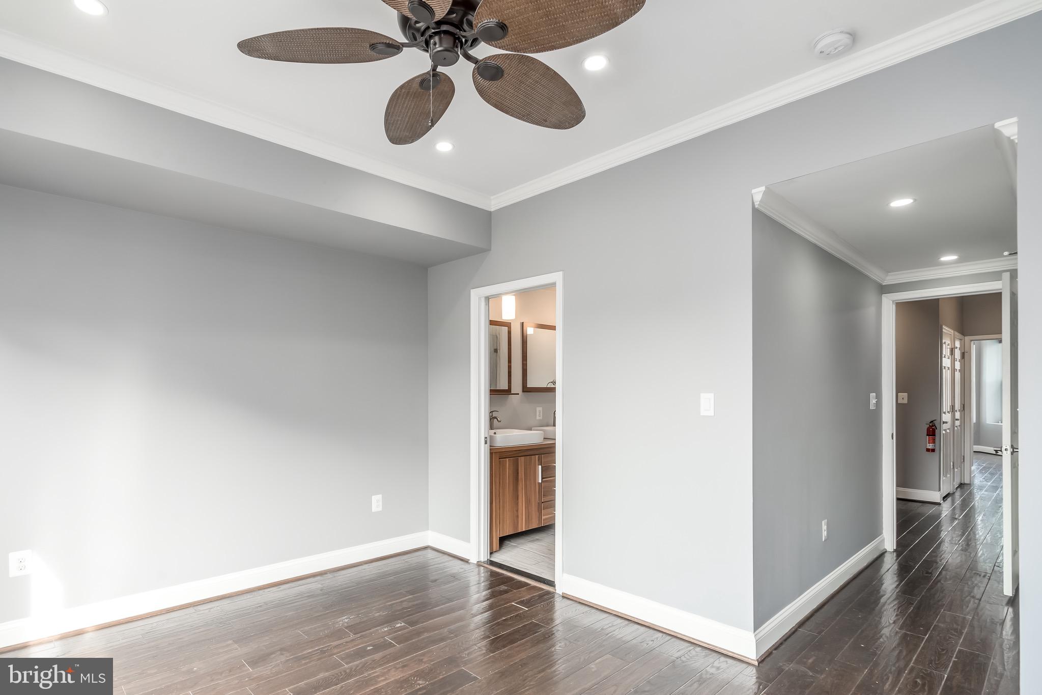 29 Q Street Northeast, Unit 2 Washington, DC 20002 - Photo 15 of 28 Master bathroom en-suite.