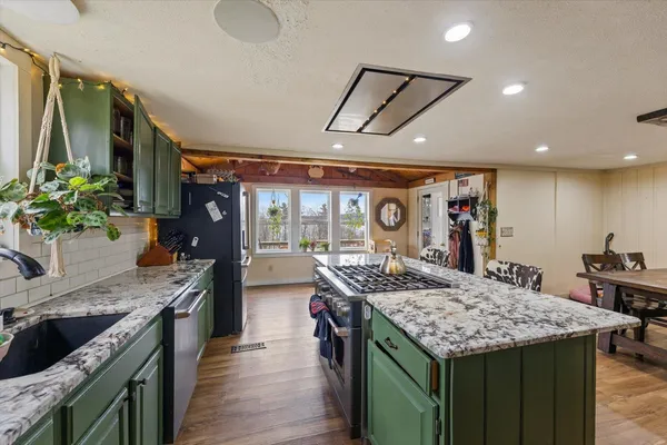 $699,999 | 67 Lang Road, Washington, NH 03280